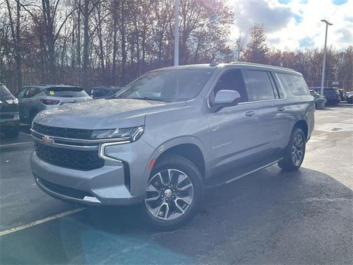 2023 Chevrolet Suburban LS