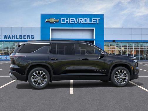 Black Metallic 2026 Chevrolet Traverse LT