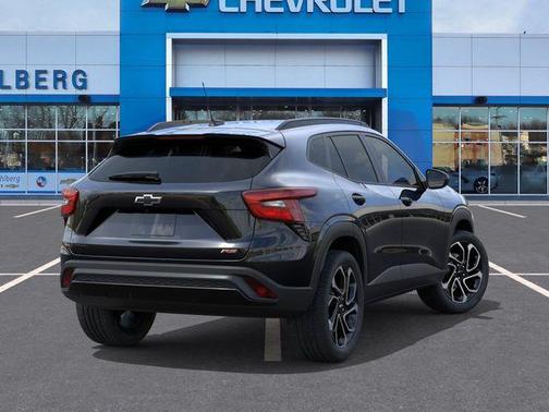 Black Metallic 2026 Chevrolet Trax FWD 2RS