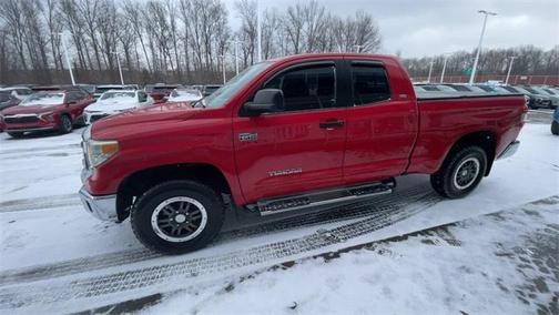 2014 Toyota Tundra SR5