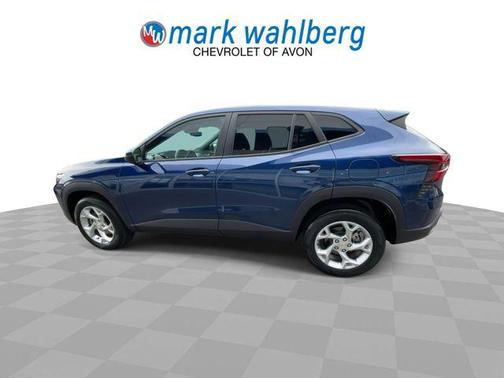 Blue Glow Metallic 2024 Chevrolet Trax LS