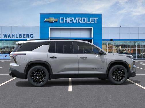 Sterling Gray Metallic 2026 Chevrolet Traverse LT