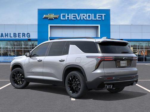 Sterling Gray Metallic 2026 Chevrolet Traverse LT