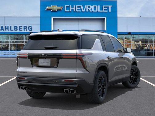 Sterling Gray Metallic 2026 Chevrolet Traverse LT