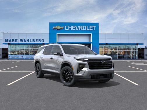 Sterling Gray Metallic 2026 Chevrolet Traverse LT