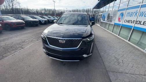 2023 Cadillac XT6 Luxury AWD