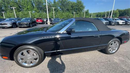 2002 Ford Thunderbird Base