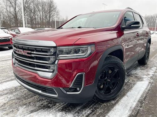 2023 GMC Acadia AWD AT4