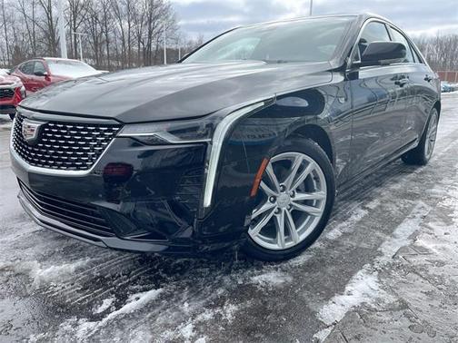 2025 Cadillac CT4 Luxury RWD