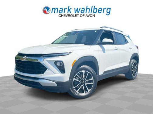 Summit White 2025 Chevrolet Trailblazer LT