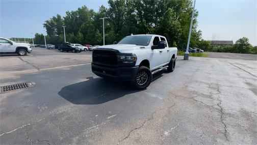 2024 RAM 2500 Tradesman Crew Cab 4x4 6'4' Box