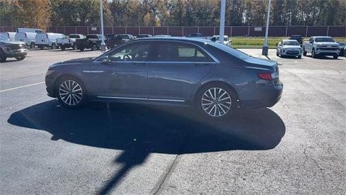 2019 Lincoln Continental Select