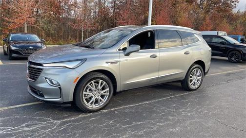 2023 Buick Enclave Essence AWD