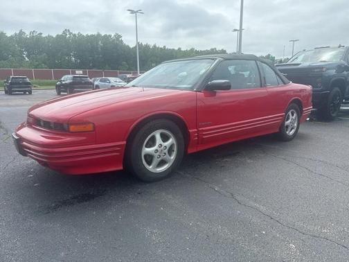 1994 Oldsmobile Cutlass Supreme Base