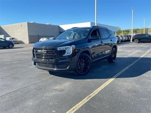2023 GMC Terrain SLE