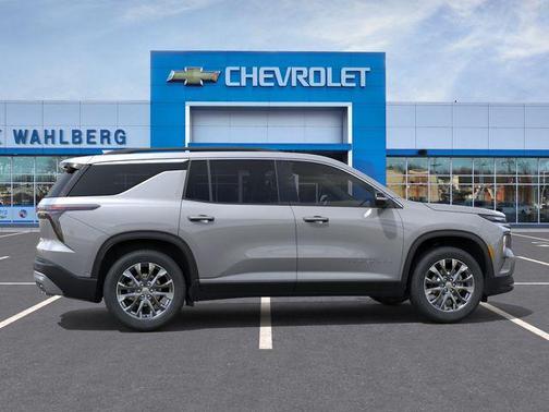 Sterling Gray Metallic 2026 Chevrolet Traverse LT