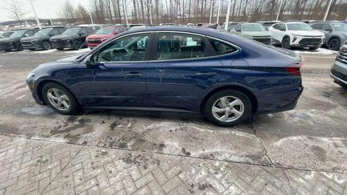 2021 Hyundai SONATA SE