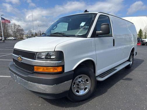 Summit White 2024 Chevrolet Express 2500 Work Van