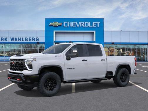Summit White 2026 Chevrolet Silverado 2500 Crew Cab, Standard Bed, XR2, 4WD