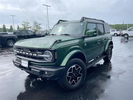 2024 Ford Bronco Outer Banks