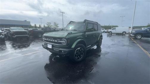 2024 Ford Bronco Outer Banks