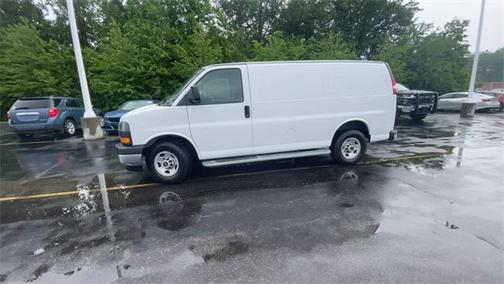 2023 GMC Savana 2500 Work Van