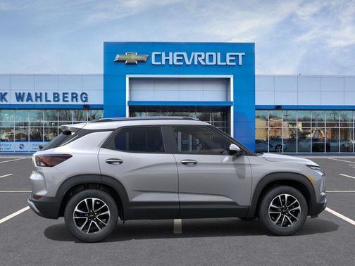 Sterling Gray Metallic 2026 Chevrolet Trailblazer LT