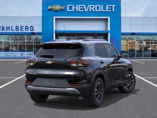 Mosaic Black Metallic 2026 Chevrolet Trailblazer LT