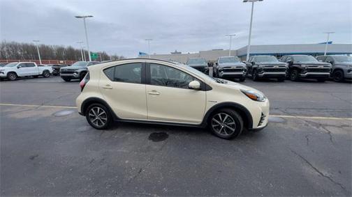 2018 Toyota Prius c Four
