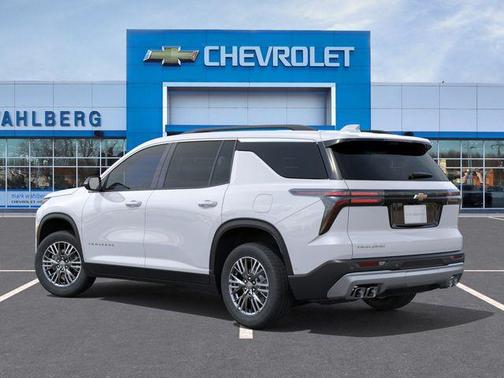 Summit White 2026 Chevrolet Traverse LT