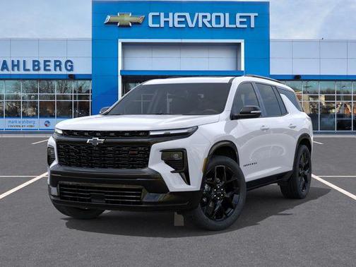 Polar White Tricoat 2026 Chevrolet Traverse RS