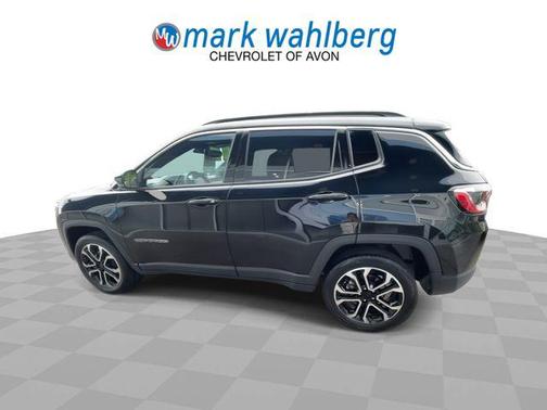 Diamond Black Crystal Pearlcoat 2024 Jeep Compass Limited