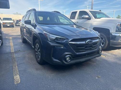 Cosmic Blue Pearl 2025 Subaru Outback Premium