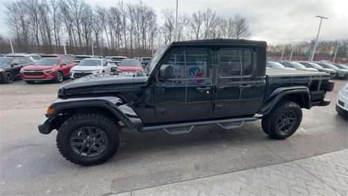 2024 Jeep Gladiator Sport S