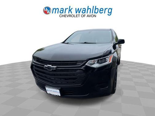 Mosaic Black Metallic 2020 Chevrolet Traverse LS