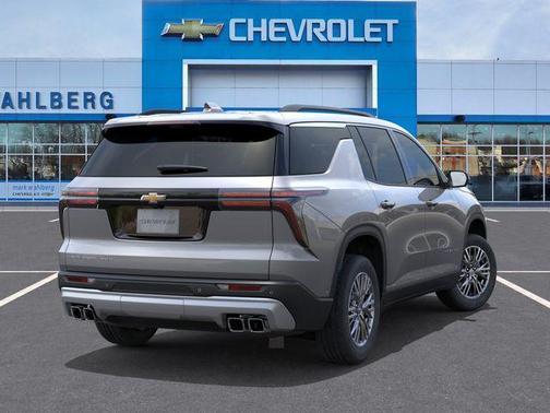 Sterling Gray Metallic 2026 Chevrolet Traverse LT