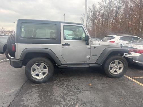 2017 Jeep Wrangler Sport