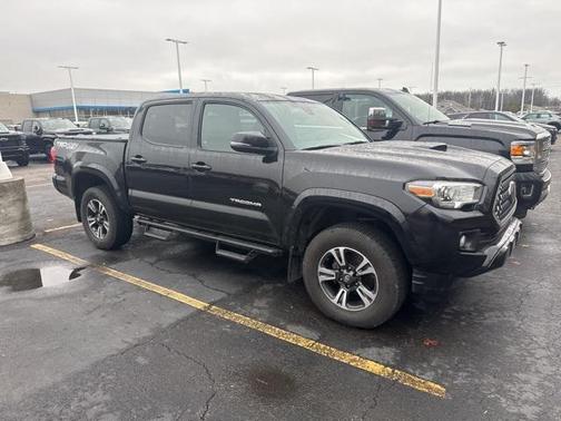 2018 Toyota Tacoma TRD Sport