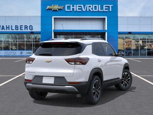 Summit White 2026 Chevrolet Trailblazer LT