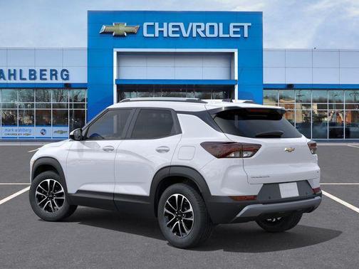 Summit White 2026 Chevrolet Trailblazer LT