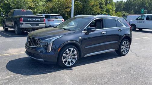 2023 Cadillac XT4 Premium Luxury