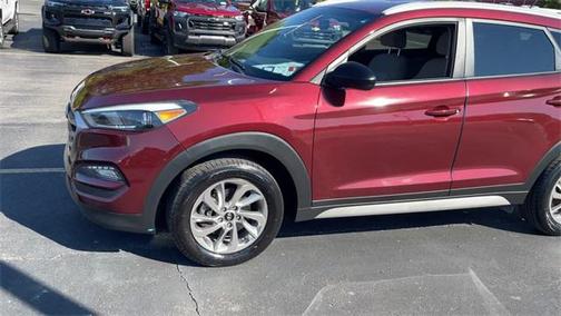 2017 Hyundai TUCSON SE