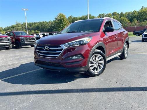 2017 Hyundai TUCSON SE