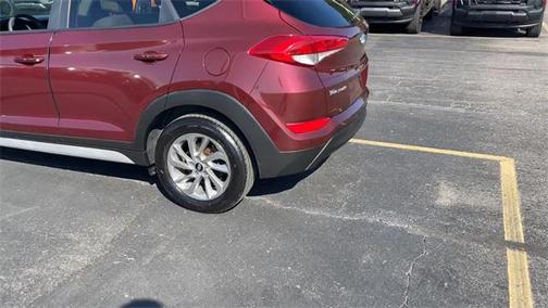 2017 Hyundai TUCSON SE