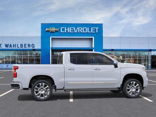 Polar White Tricoat 2026 Chevrolet Silverado 1500 High Country