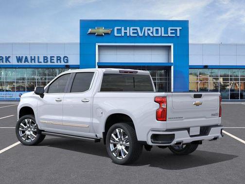 Polar White Tricoat 2026 Chevrolet Silverado 1500 High Country