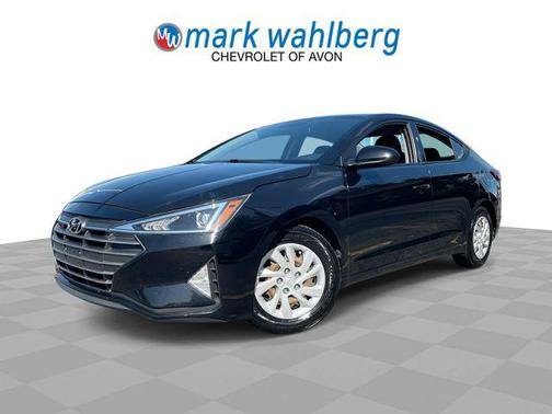 Phantom Black 2019 Hyundai ELANTRA SE