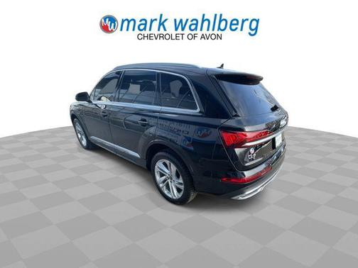 2024 Audi Q7 55 Premium Plus