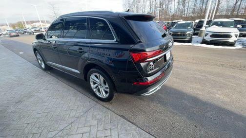 2024 Audi Q7 55 Premium Plus