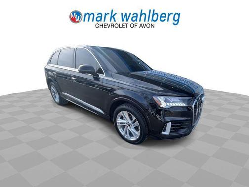 2024 Audi Q7 55 Premium Plus